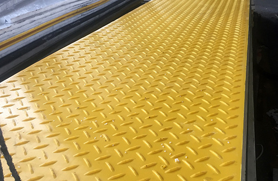 Applications of High Molecular Weight Polyethylene (HMWPE) Road Mats in Road Construction